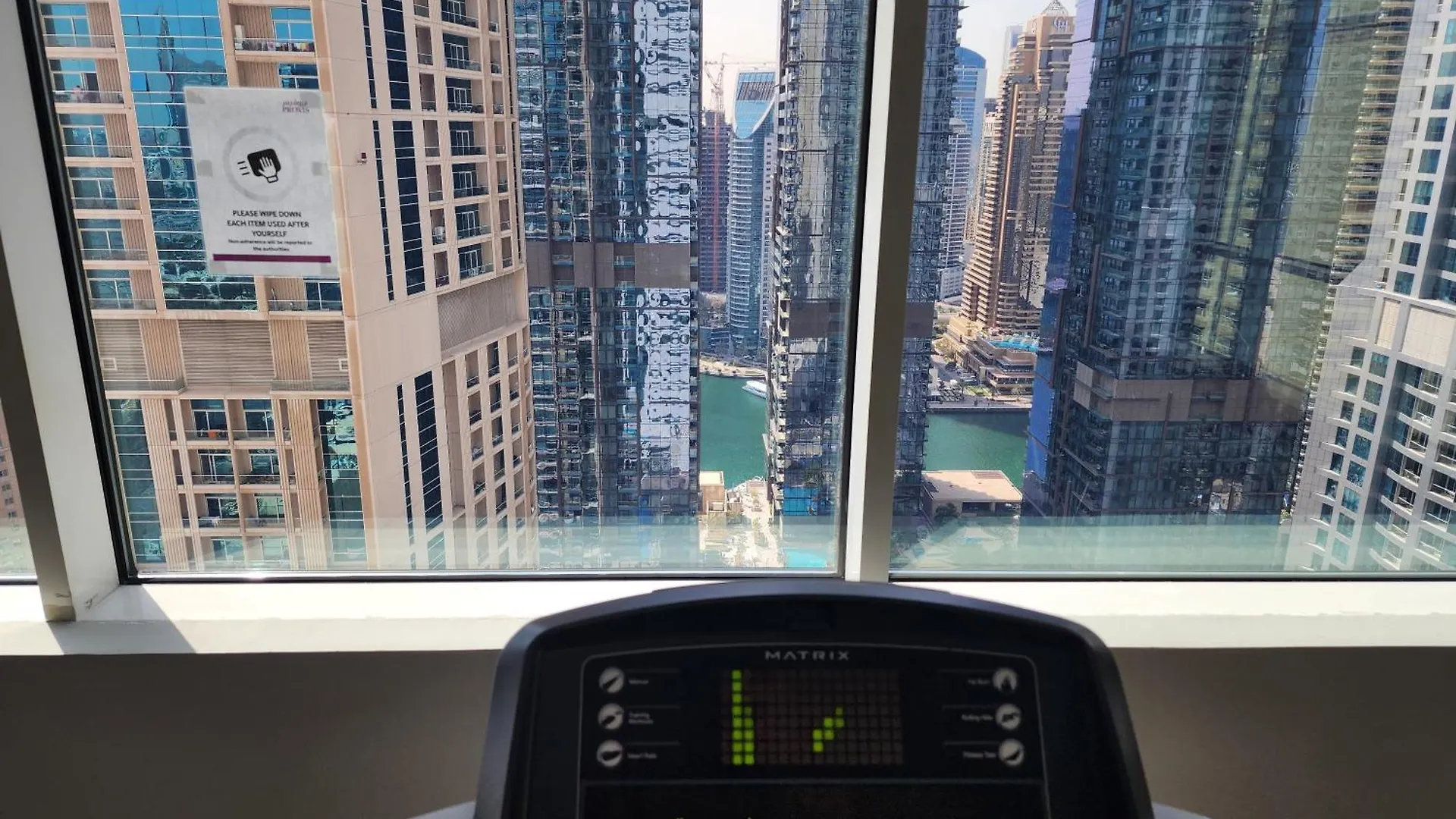 Lägenhet Chateau Chill, High-Rise Dubai Marina Escape