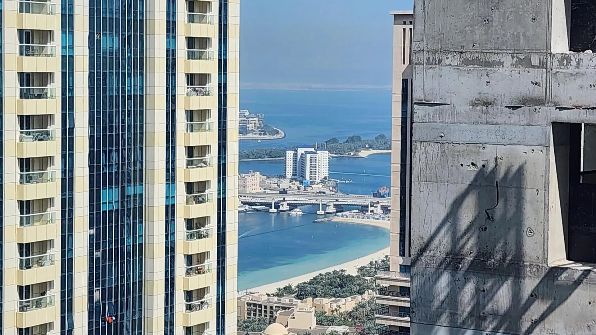 Chateau Chill, High-Rise Dubai Marina Escape